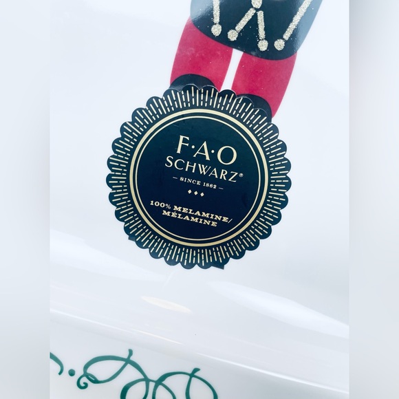 F.A.O. SCHWARZ Huge 22x15 Christmas Glitter Nutcracker Melamine Serving Tray NEW - Picture 6 of 11